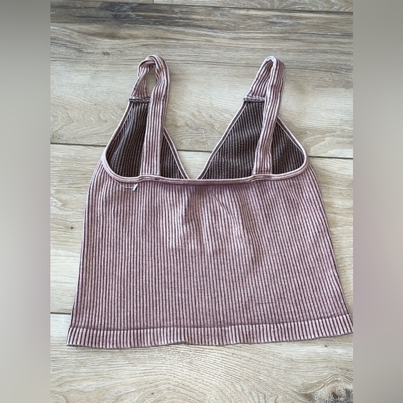 NWOT FREE PEOPLE washed seamless crop top - Picture 4 of 9